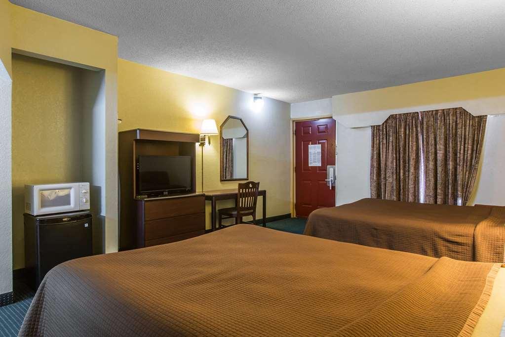 Rodeway Inn Marietta Δωμάτιο φωτογραφία