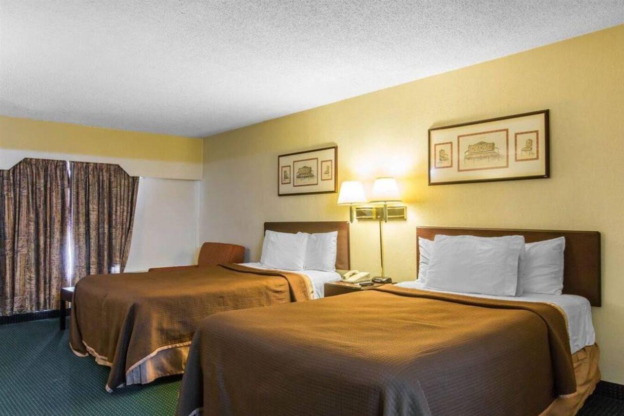 Rodeway Inn Marietta Εξωτερικό φωτογραφία
