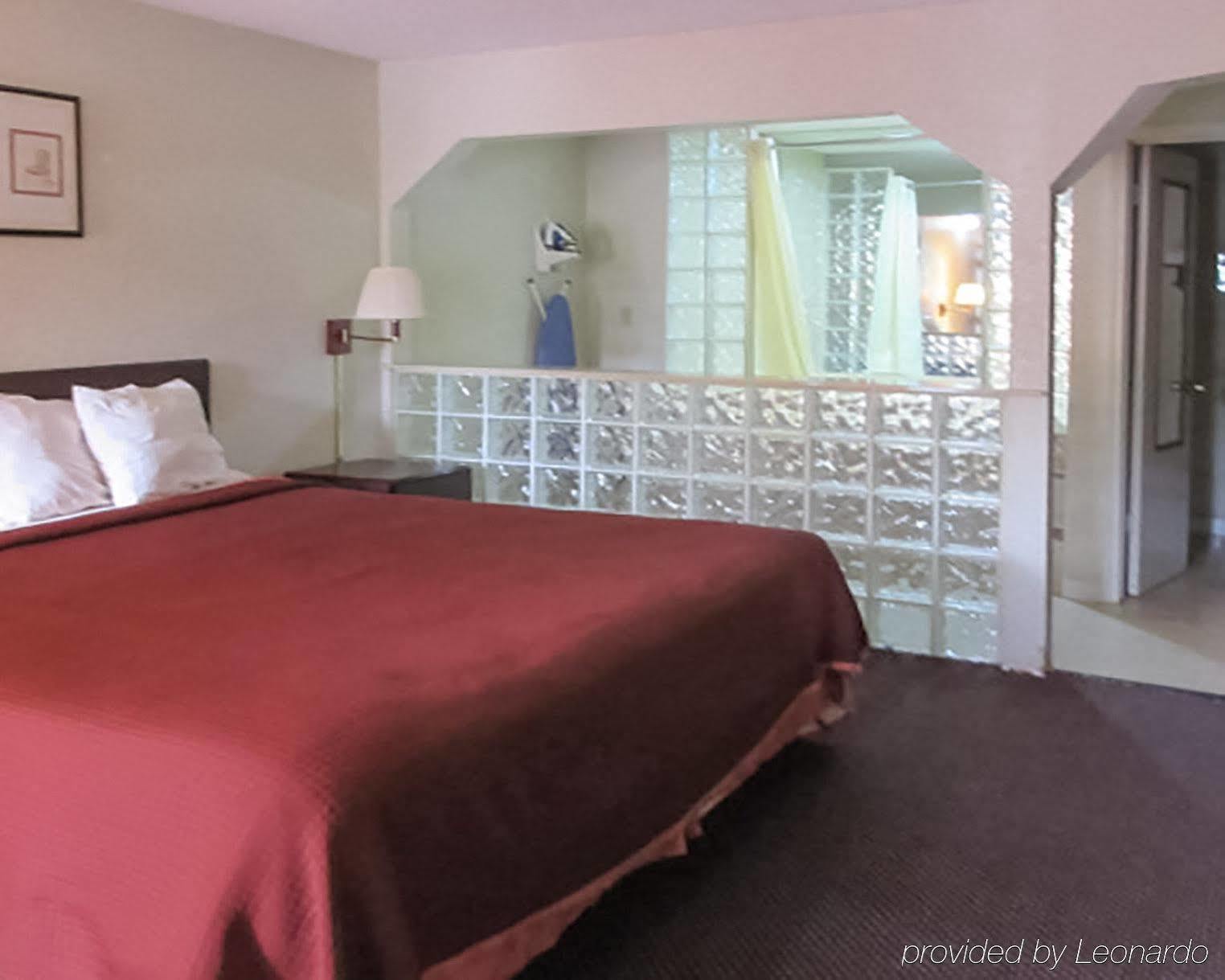Rodeway Inn Marietta Εξωτερικό φωτογραφία