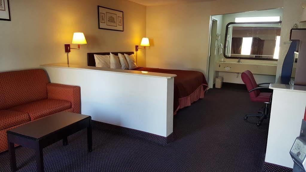 Rodeway Inn Marietta Εξωτερικό φωτογραφία